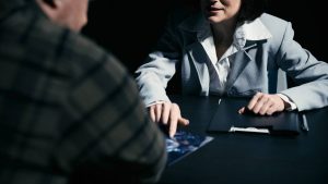 Tarif d&rsquo;un détective privé : ce que comprend vraiment votre devis